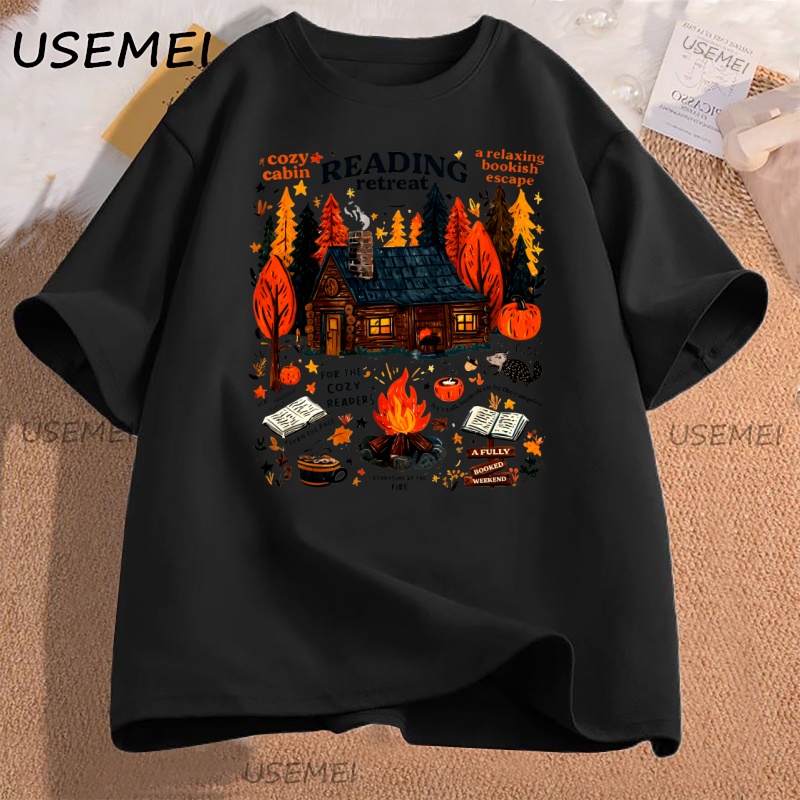 居心地の良いキャビン読書リトリート Tシャツ秋の書っぽい T - Herbal Wellness Book のレビューと価格